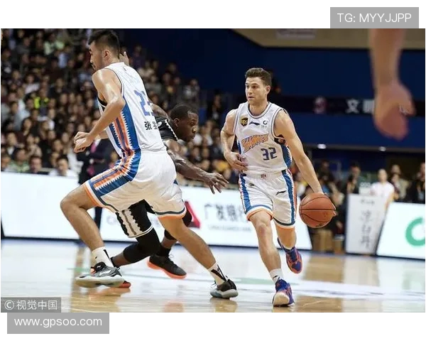 上海篮球队在世锦赛中的表现分析与状态点评全景回顾